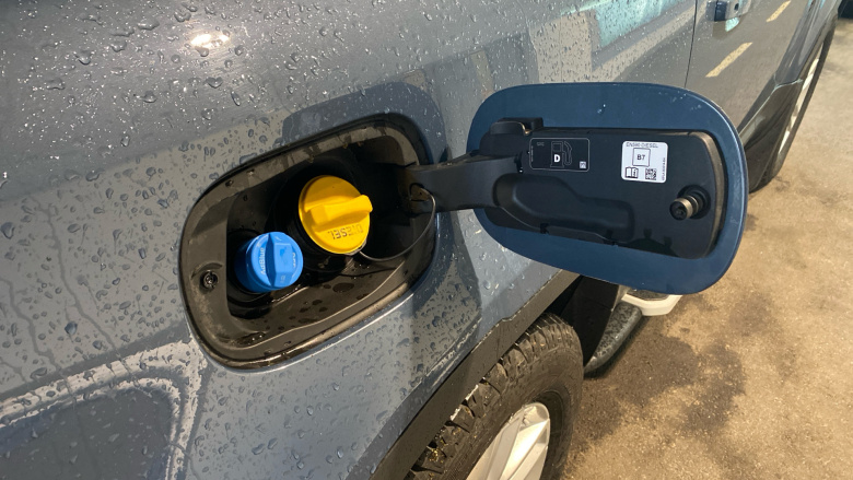 Land Rover Defender 3.0 D200 S 90 3dr Auto Diesel Estate